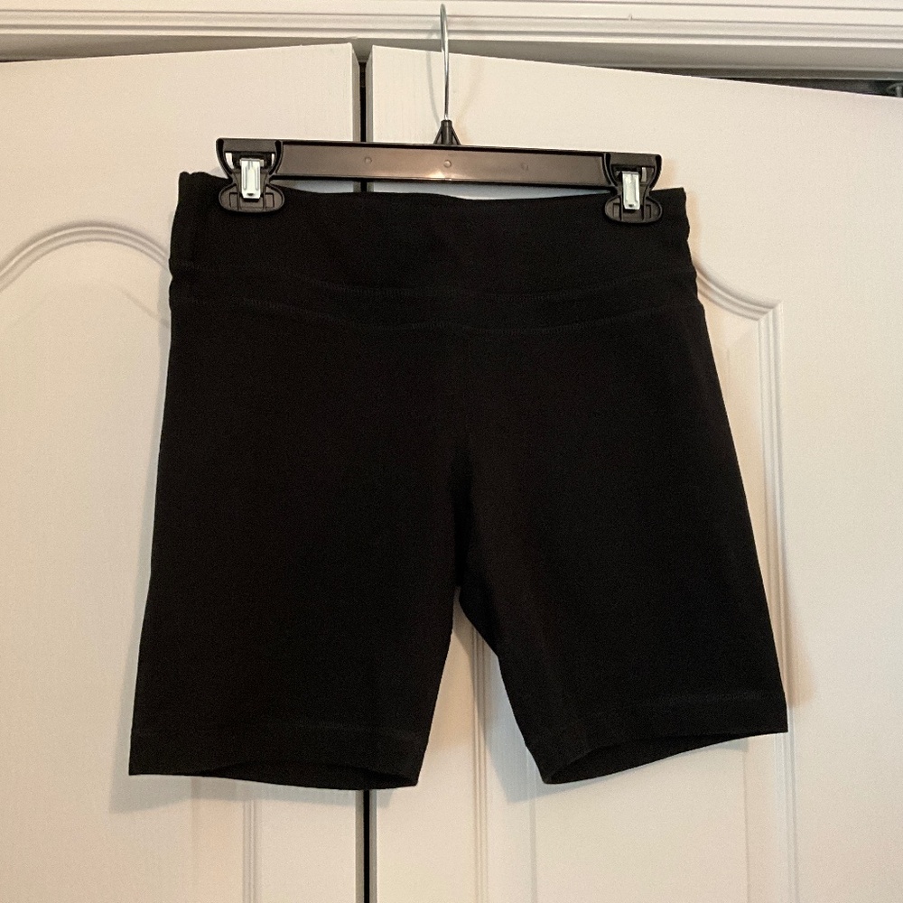 Rainbeau black biker shorts size small